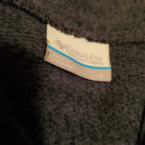 Womens Size large, Columbia hoodie. Navy Blue. In good condition - Picture 2 of 5